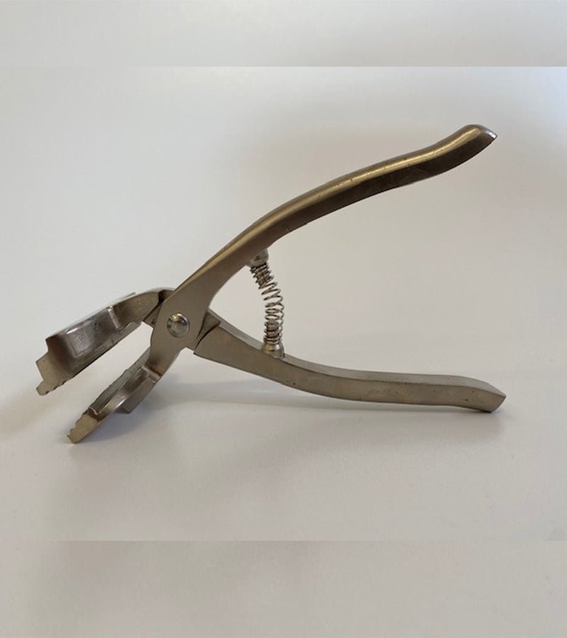 Stretching Pliers for canvas - Art Canvas Factory
